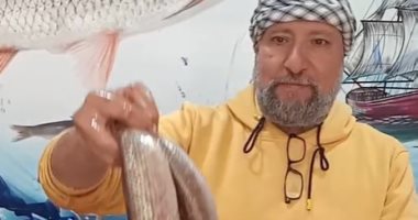 إزاي تنقي الفسيخ.. ملاحظات هامة قبل شم النسيم من قلعة الفسيخ بكفر الشيخ