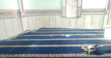 أوقاف سوهاج تفرش مسجد آل أبو عياد بجهينة ضمن خطة تطوير المساجد