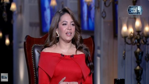 "الناس بيشتموني".. رحمة أحمد: "مش بكره السواقة وبكسر على العربيات|فيديو