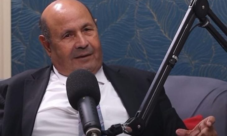 حكم بالسجن موقوف النفاذ على “عميد الصحافيين الجزائريين” سعد بوعقبة.. والبراءة للمحامي منير غربي بعد معركة قضائية طويلة