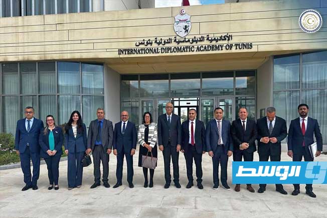 مناقشات بين ليبيا وتونس للتعاون في مجال تأهيل الكوادر الدبلوماسية