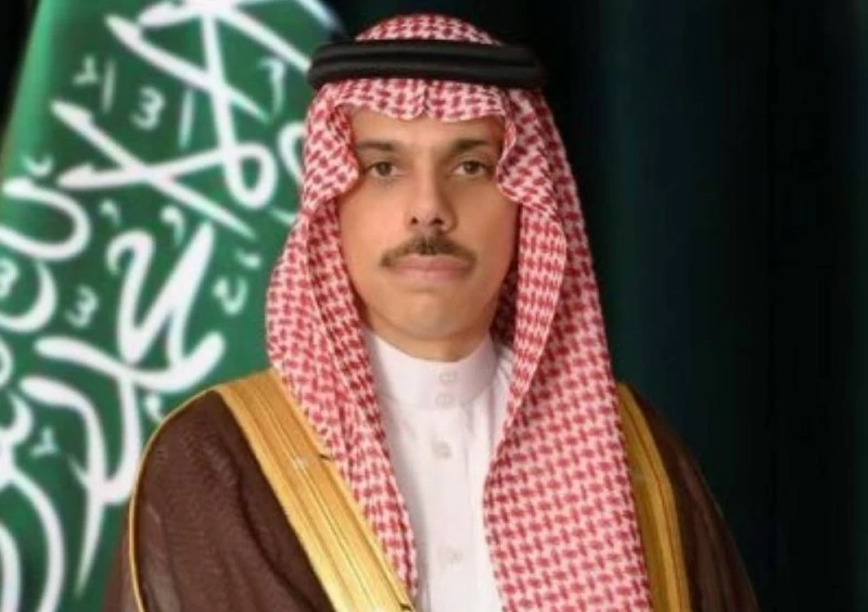 وزير الخارجية يتلقى اتصالاً هاتفياً من وزير خارجية جمهورية قبرص
