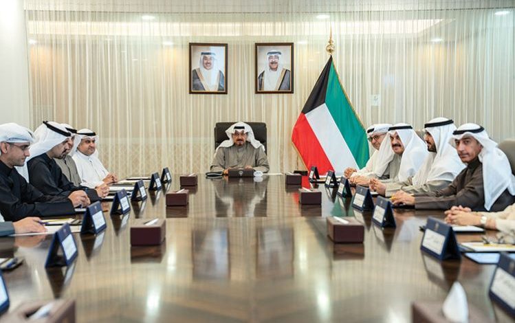 العبدالله ترأس اجتماعًا في قصر بيان بشأن ملاحظات ومتطلبات مجموعة العمل المالي (FATF)