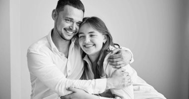 قبل ما تكبر بسرعة.. 5 ذكريات لازم تعيشيها مع ابنتك