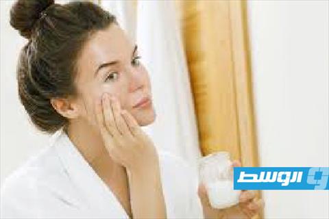 مرطب طبيعي من مطبخك.. ترطيب عميق لبشرة ناعمة وآمنة