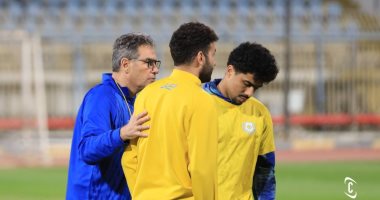 النبريصى وحاتم سكر يشاركان فى تدريب الإسماعيلى استعدادا للكهرباء بالدورى