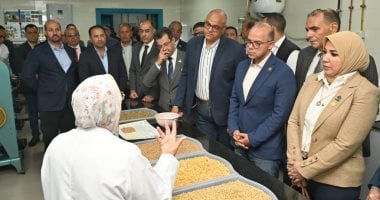 وزير التجارة: نحرص على استمرار تقديم الخدمات بالموانئ بكفاءة خلال الإجازات