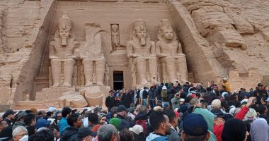 فبراير شهر التعامد وأسرار الضوء داخل معبد أبو سمبل.. واحدة من أعظم الظواهر الفلكية والأثرية فى العالم.. تجسد عبقرية المصرى القديم.. الشمس تعانق وجه الملك رمسيس الثانى فى قدس الأقداس مرتين سنوياً