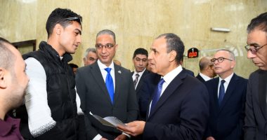 وزير الخارجية يعيد افتتاح مكتب تصديقات أحمد عرابى بالمهندسين