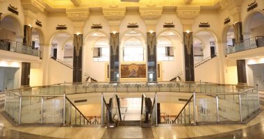 محطة الركاب السياحية بميناء الإسكندرية تجربة متكاملة ومتميزة.. مقامة على مساحة 34 ألف متر مربع وبارتفاع 3 طوابق.. تضم 4 أرصفة بحرية ضخمة وتستوعب 8 آلاف سائح فى وقت واحد.. وتستهدف جذب مليون سائح سنويا