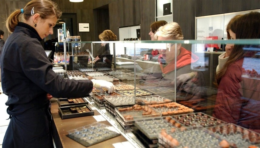 قبل عيد الحب.. أسعار الشوكولاتة تصدم المستهلكين