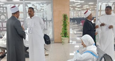 منطقة وعظ الأقصر بالأزهر تقدم قوافل توعوية لحجاج بيت الله في مطار الأقصر