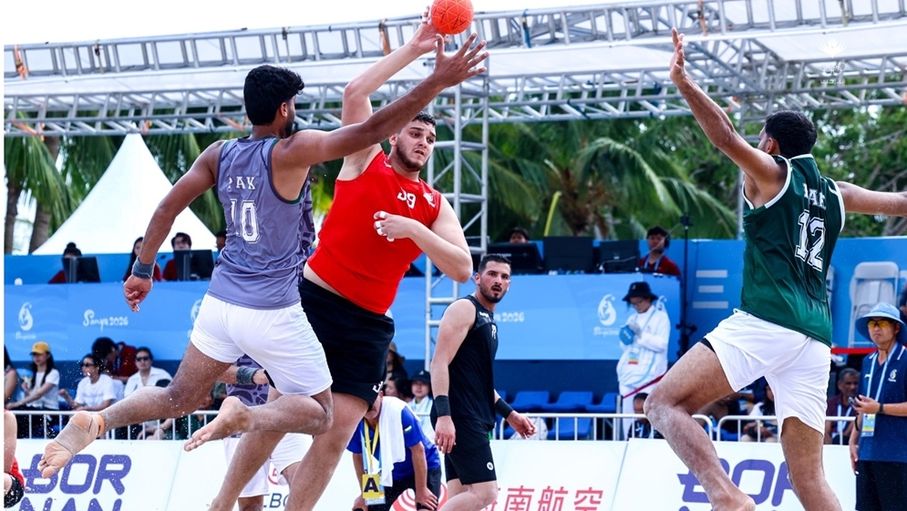 منتخب اليد الشاطئية يتخطى باكستان ويواجه بنغلادش وقطر في "الآسيوية"