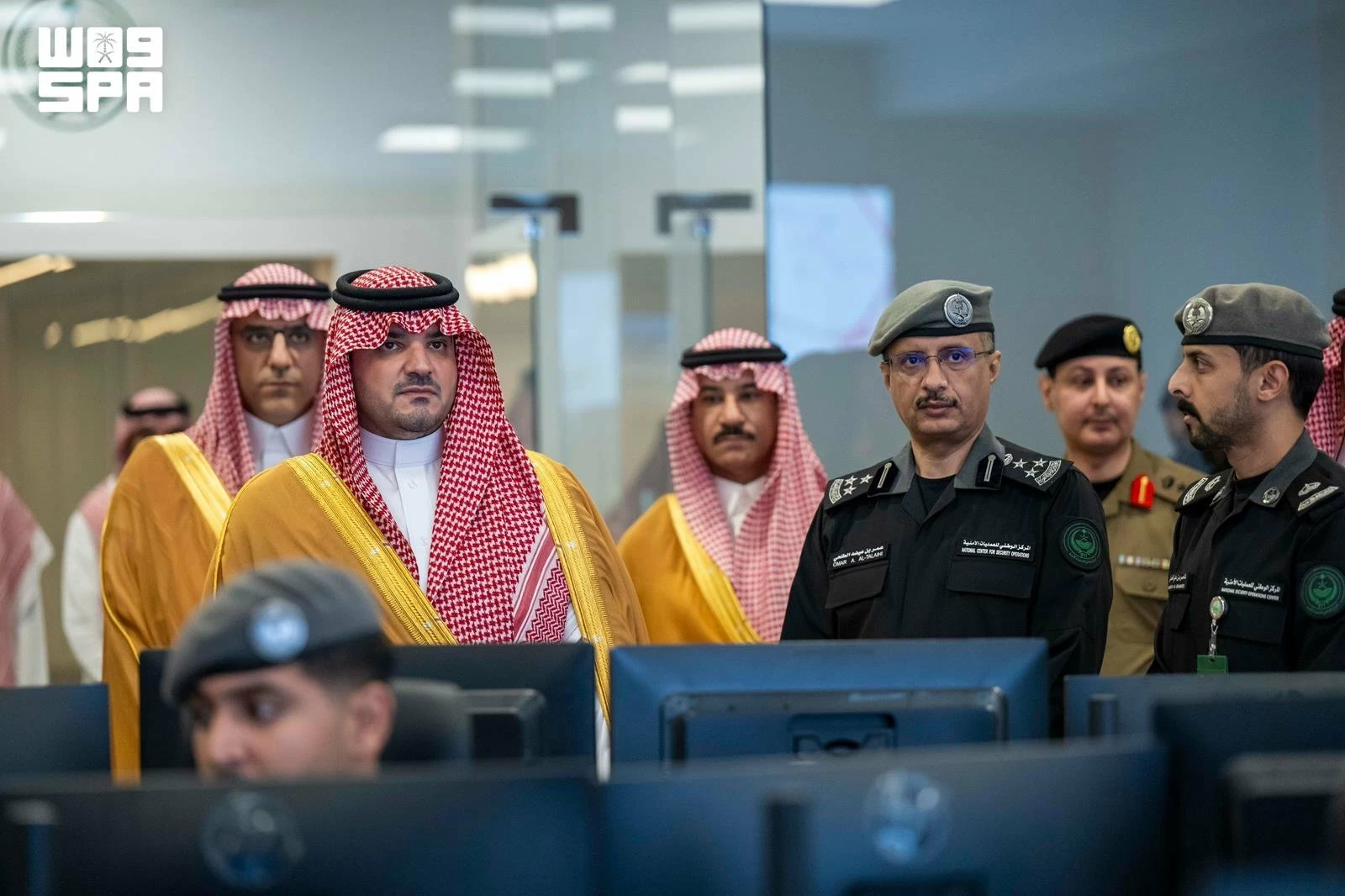 وزير الداخلية يدشّن المركز الرقمي للعمليات الأمنية بمقر الوزارة في جدة