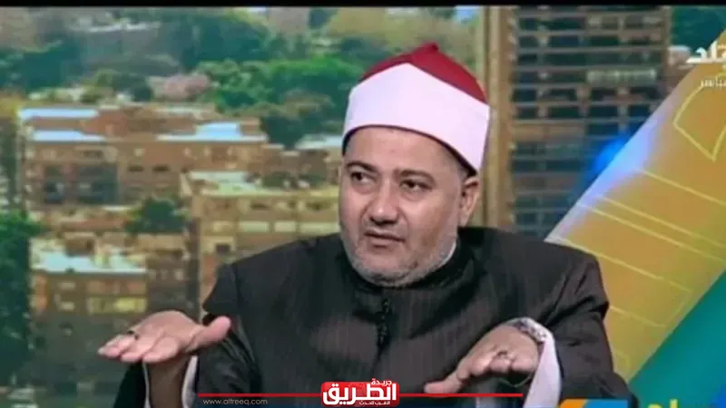 ​عالم بالأوقاف يكشف سر المنزلة الرفيعة لآل البيت في ”الصلاة الإبراهيمية”