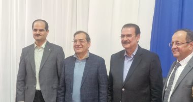 رئيس لجنة الطاقة بمجلس النواب يدلى بصوته فى انتخابات نقابة المهندسين