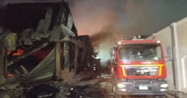 تحريات لكشف سبب اندلاع حريق بمصنع فى برج العرب غرب الإسكندرية