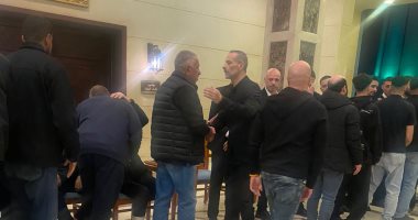 نجوم الكرة فى عزاء زوجة عبد الحميد حسن لاعب الأهلى السابق