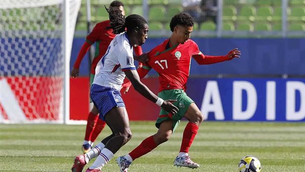 نجم المغرب يثير صراعا بين تشيلسي وبرشلونة