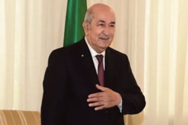 رئيس الجمهورية يشرف على حفل تكريم النخبة الرياضية الوطنية المتوجة عالميا