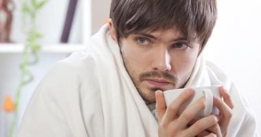 الماء البارد أم الفاتر؟.. أفضل طريقة للاستحمام عند الإصابة بالحمى