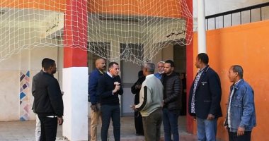 محافظ أسوان يحيل مخالفات تأجير ملعب مدرسة الصم للنيابة