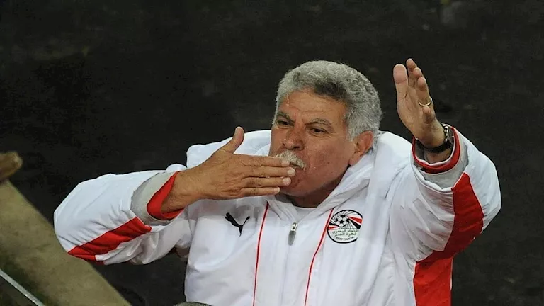 حسن شحاتة: لعبت حارس مرمى مع منتخب مصر