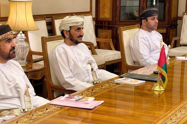 سلطنة عُمان تُشارك في اجتماع وزاري خليجي أوروبي لبحث تطوّرات الحرب وسُبل خفض التصعيد