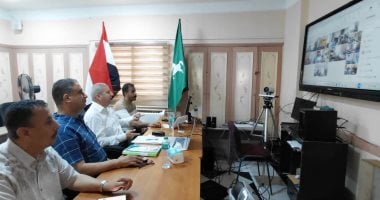 تعليم الشرقية يجتمع لبحث منع تجمعات أولياء الأمور بمحيط لجان الثانوية العامة