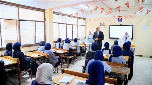 وزير التعليم: تدريس البرمجة والثقافة المالية خطوة محورية لإعداد الطلاب لوظائف المستقبل
