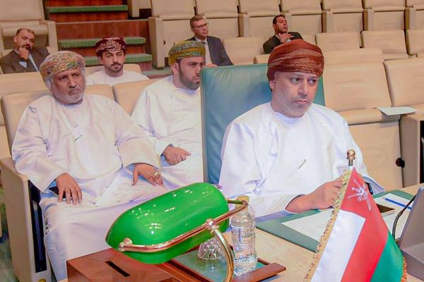غرفة تجارة وصناعة عُمان تشارك في اجتماع عربي بالقاهرة