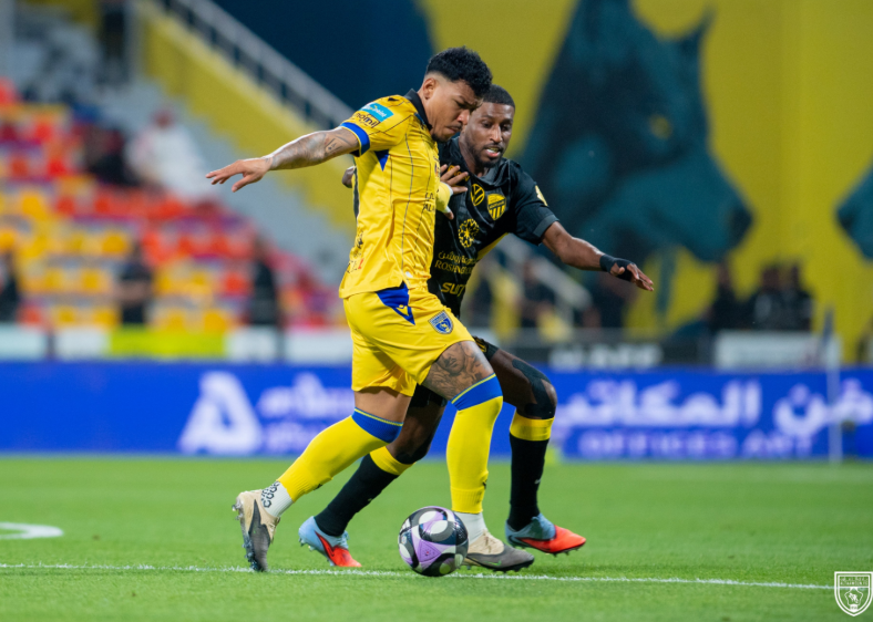 الاتحاد يداوي جراح الآسيوية بثنائية أمام التعاون