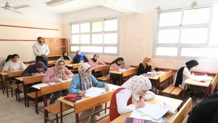 بالصور.. حل امتحان الكيمياء 2026 للثانوية العامة كاملًا