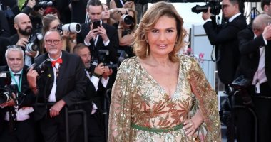 يسرا تكشف لجمهورها عن سر نجاح العلاقات الزوجية وتفاصيل قصة حبها لخالد صالح