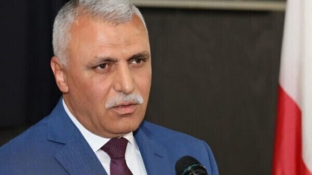 شقير يجول في المصنع: ضمانة دولية لتجميد الضربة الإسرائيلية على المعبر