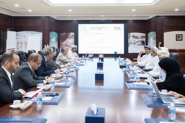 وزارة الاقتصاد تبحث مع البنك الدولي تعزيز التعاون الفني في عدة مجالات