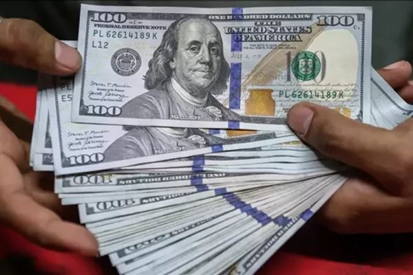 29.4 مليار دولار.. زيادة 28.0% في تحويلات المصريين بالخارج خلال 8 أشهر
