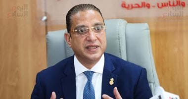 استعدادات عيد الأضحى المبارك.. قرارات لمحافظ الجيزة لمواجهة العشوائية والحفاظ على النظافة والانضباط.. حظر إقامة شوادر بيع الماشية بالشوارع الرئيسية وفتحها بأراضى الفضاء.. وفتح المجازر الحكومية مجانا خ