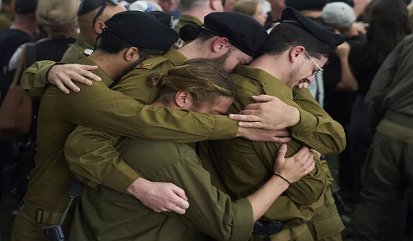 جنود إسرائيليون يختبئون في حاويات قمامة هرباً من الحريديم