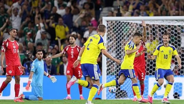 السويد تتقدم على تونس 2-0 في الشوط الأول.. إيساك يسجل الهدف الثاني وياسين عياري يفتتح التسجيل