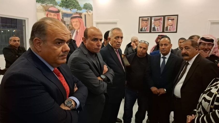 وزير الثقافة يفتتح مكتبة "ريما المعايطة" في بلدية شيحان