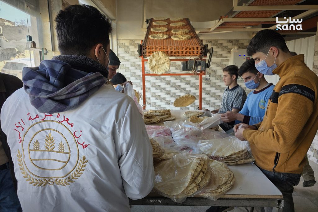 افتتاح فرن آلي في بلدة معرة حرمة بريف إدلب لتلبية احتياجات الأهالي