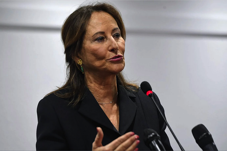 "هذا ما قلته لوزير الداخلية بعد عودتي من الجزائر"