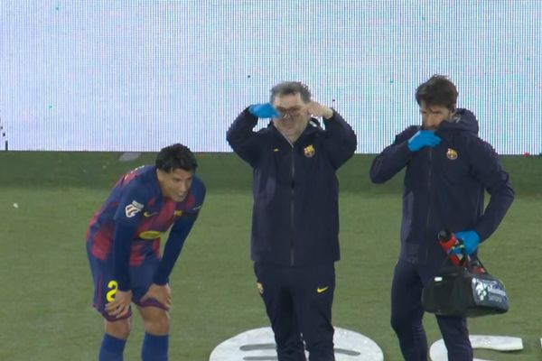 إصابة كانسيلو في مباراة برشلونة ضد سيلتا فيغو بالدوري الإسباني