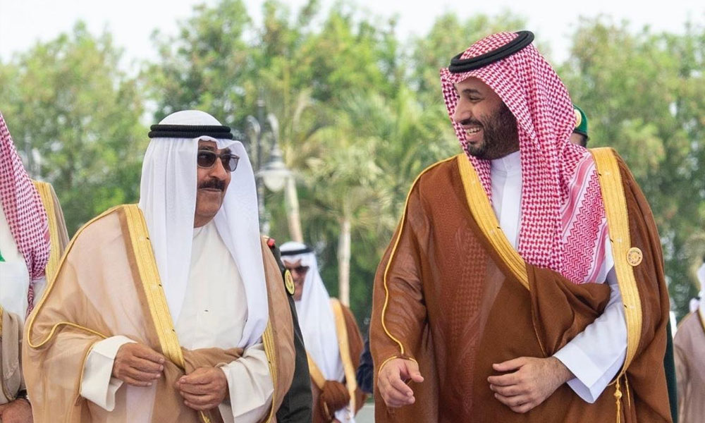 سمو أمير البلاد يهنئ أخيه ولي العهد السعودي بنجاح موسم الحج لعام 1447 هجرية