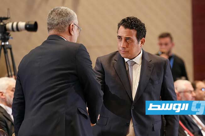 المنفي يدعو لتشكيل لجنة لمتابعة عقود النفط واعتماد «قناة مالية واحدة» للإيرادات