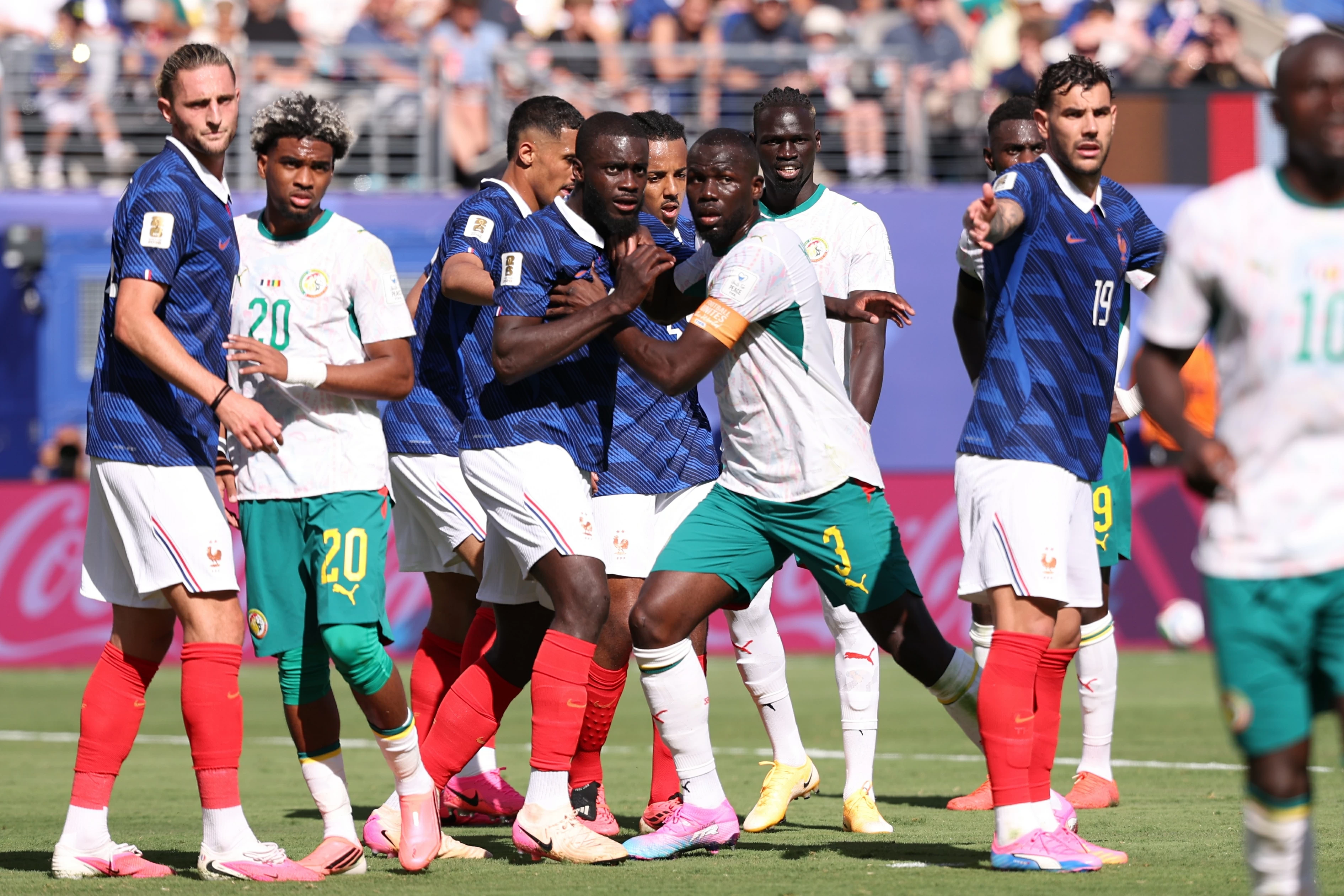 رباعي الدوري السعودي يشعل مواجهة فرنسا والسنغال في المونديال
