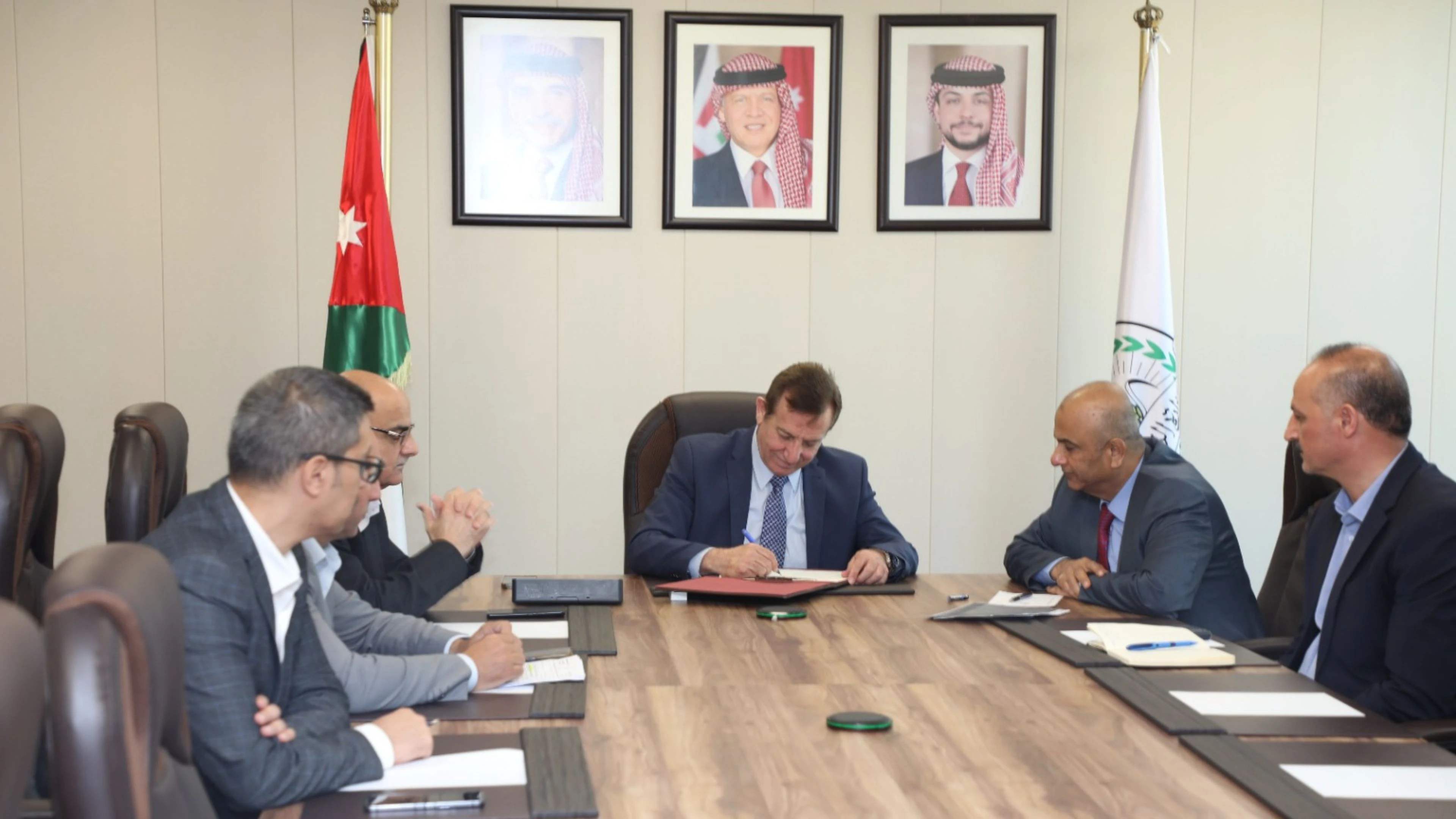 الزراعة وجائزة خليفة توقّعان مذكرة تفاهم لتنظيم المهرجان الدولي الثامن للتمور الأردنية لعام 2026