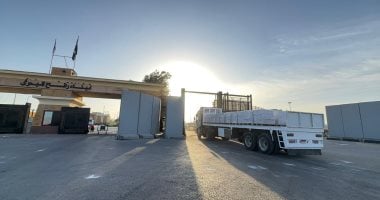 الهلال الأحمر يطلق قافلة زاد العزة 207 بحمولة أكثر من ألفى طن مساعدات لغزة