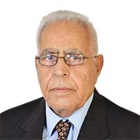 عن أولِ وحدةٍ قامت وما استقامت